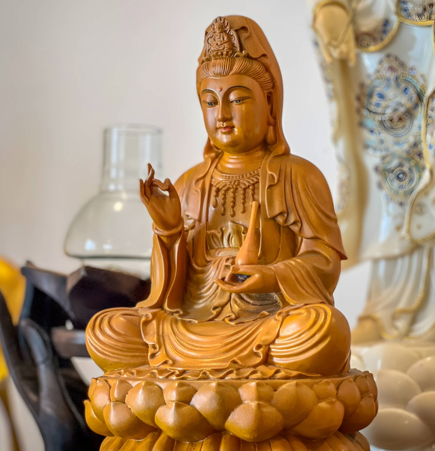 Đặt tượng Phật ở nơi trang nghiêm